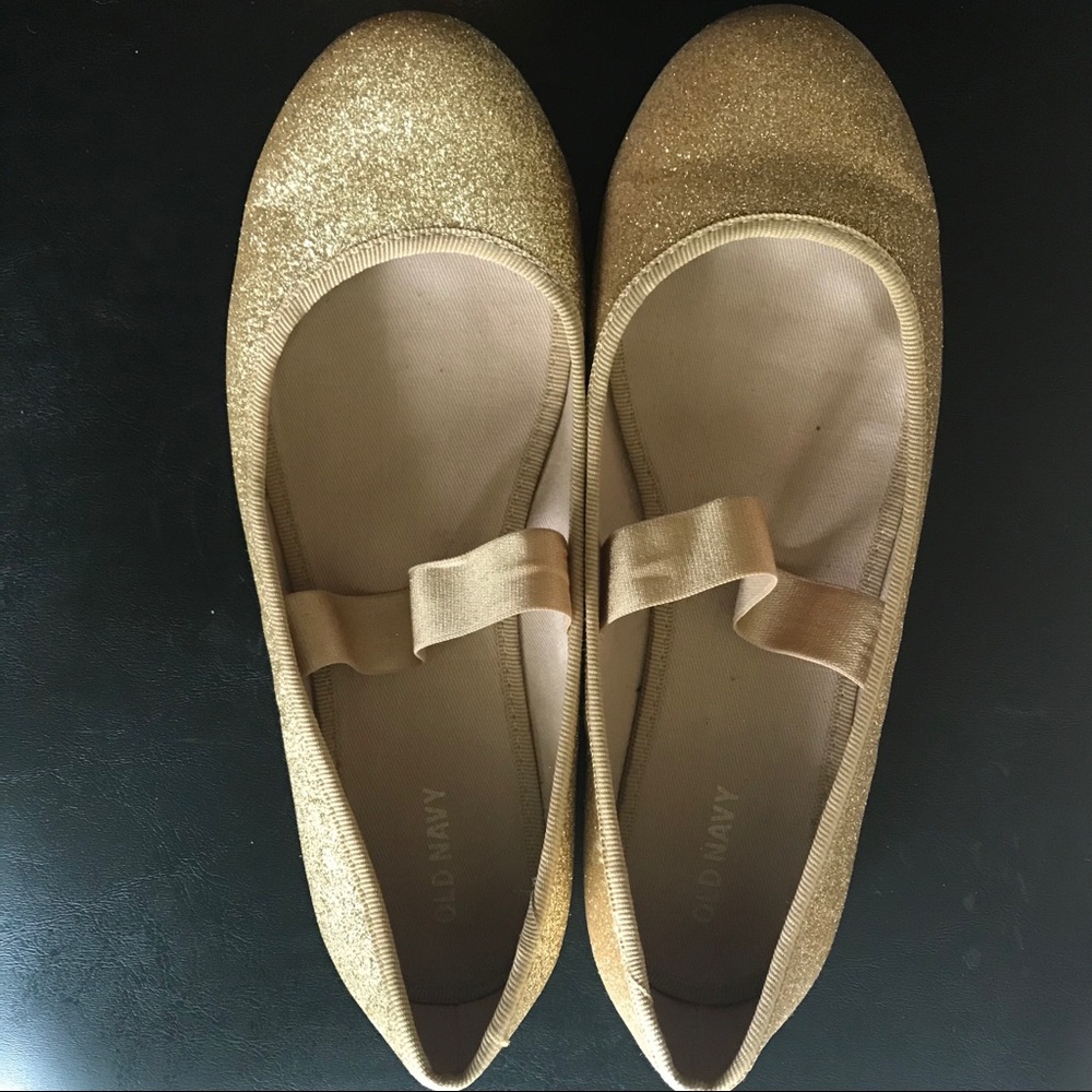 Old Navy Gold Glitter Flats in Size 6